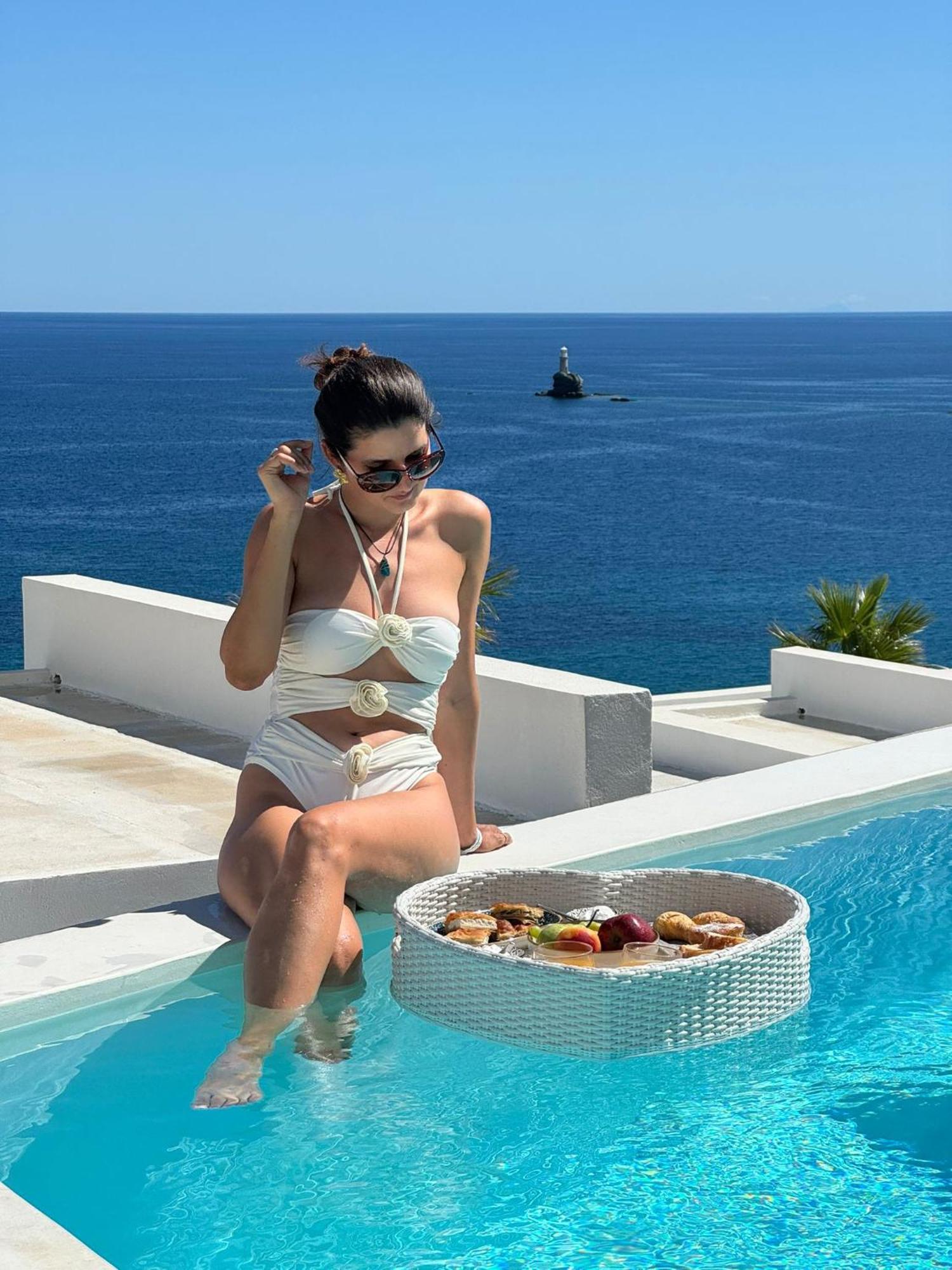 Golden Vista, Beachfront Suites By Explore Andros Exteriér fotografie