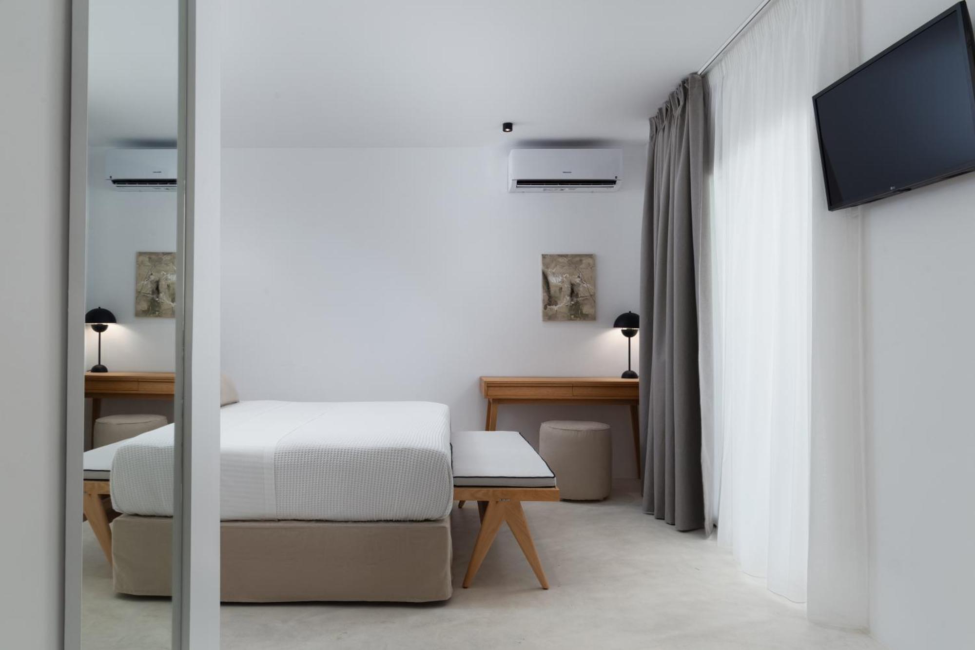 Golden Vista, Beachfront Suites By Explore Andros Exteriér fotografie