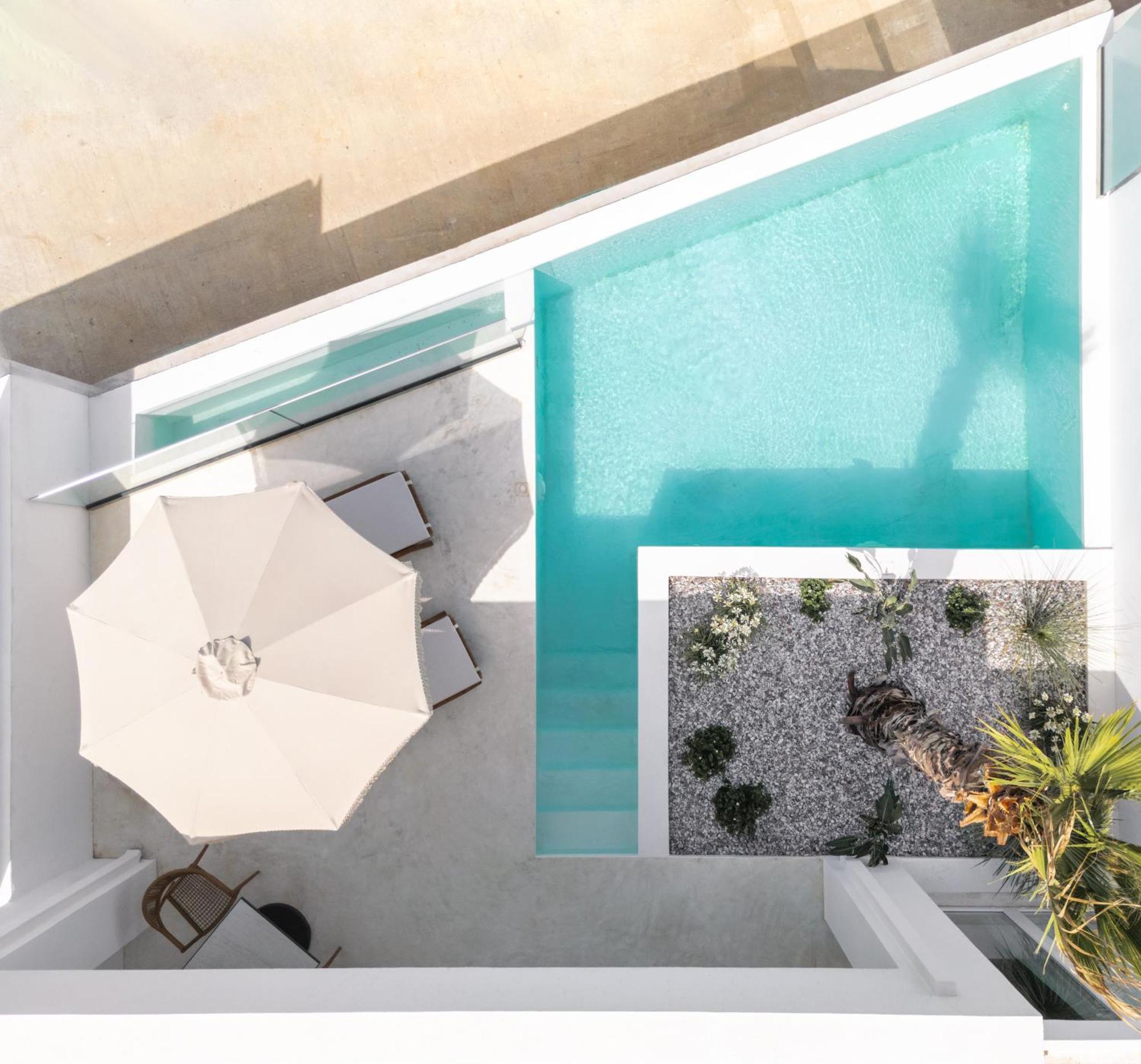 Golden Vista, Beachfront Suites By Explore Andros Exteriér fotografie